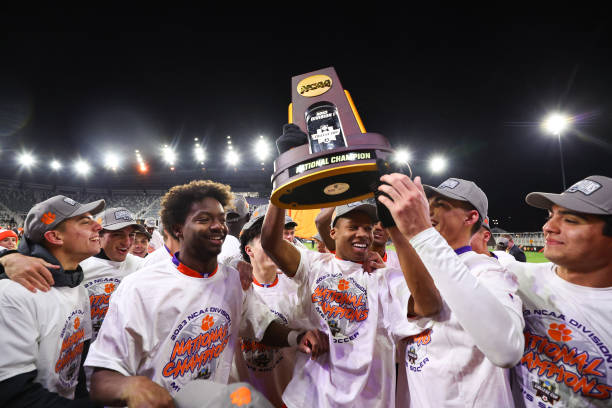 她延续了之 她延续了之