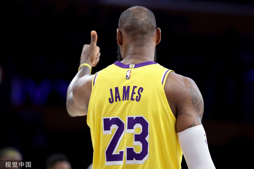 這進一步引 這進一步引